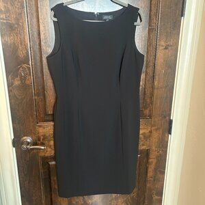 Tahari shift dress - black